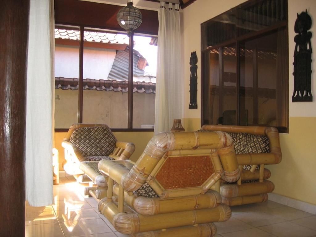 Ombak Putih Bungalows 2* Nusa Dua (Bali)