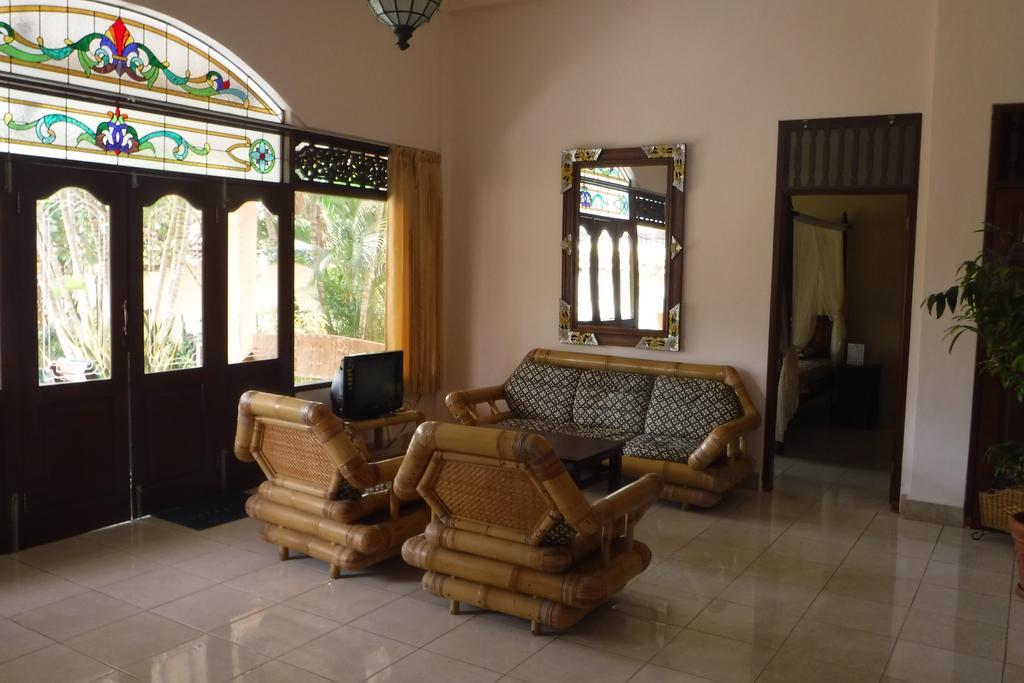 Taman liburan Ombak Putih Bungalows